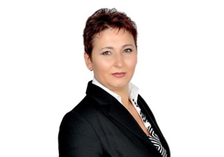 Nina  Nicoleta Moraes